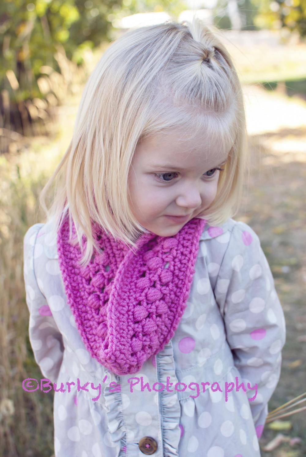 Inifinity Scarf Crochet Pattern For Women And Girls
